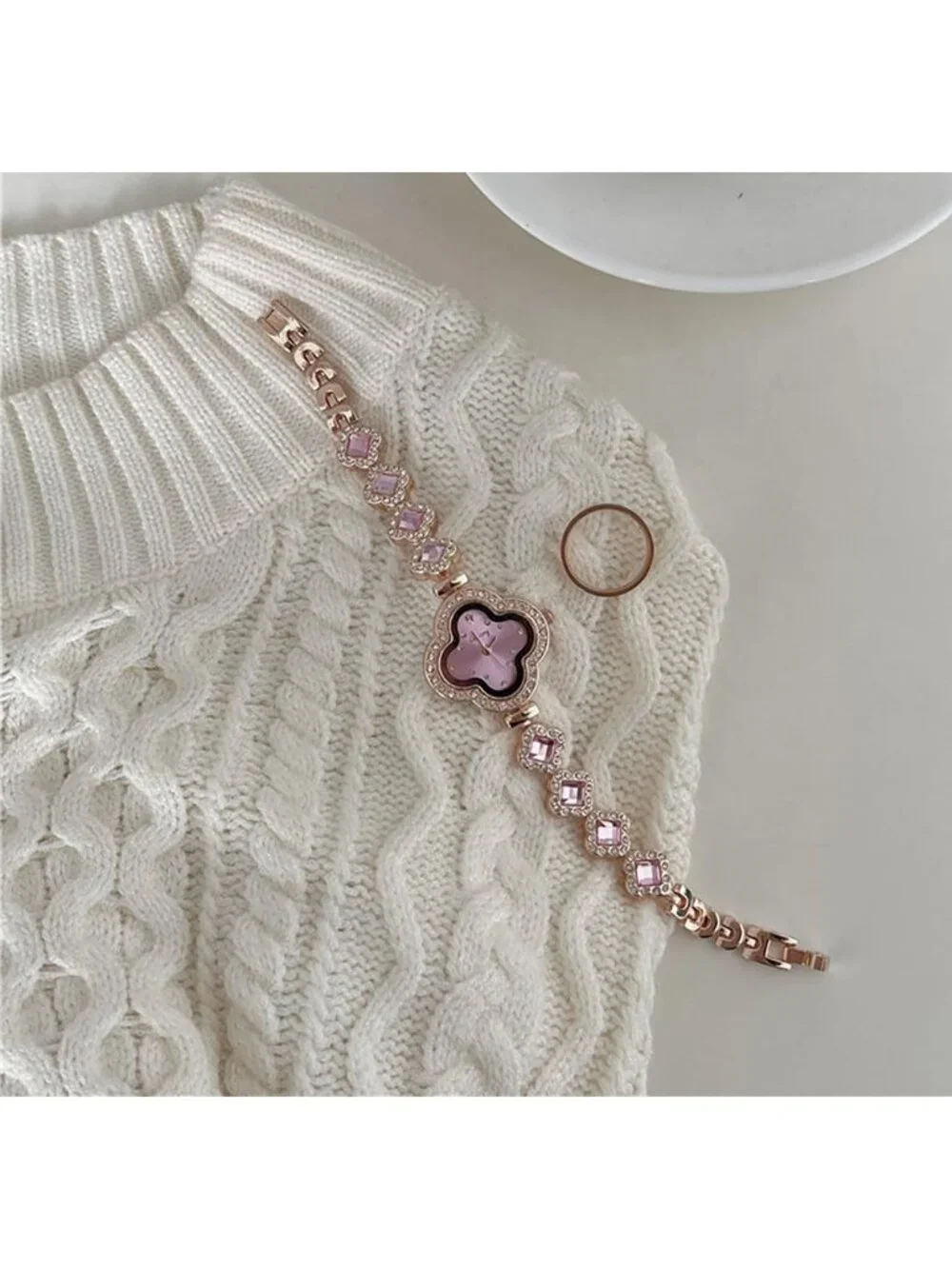 Women's Pink Diamond Bracelet Fashion Dress Quartz Luxury Elegant Wrist Watch